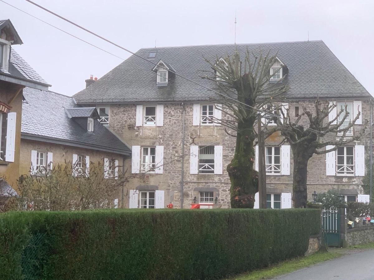 Chateau De Savennes - Caveau De Sabrage Luaran gambar