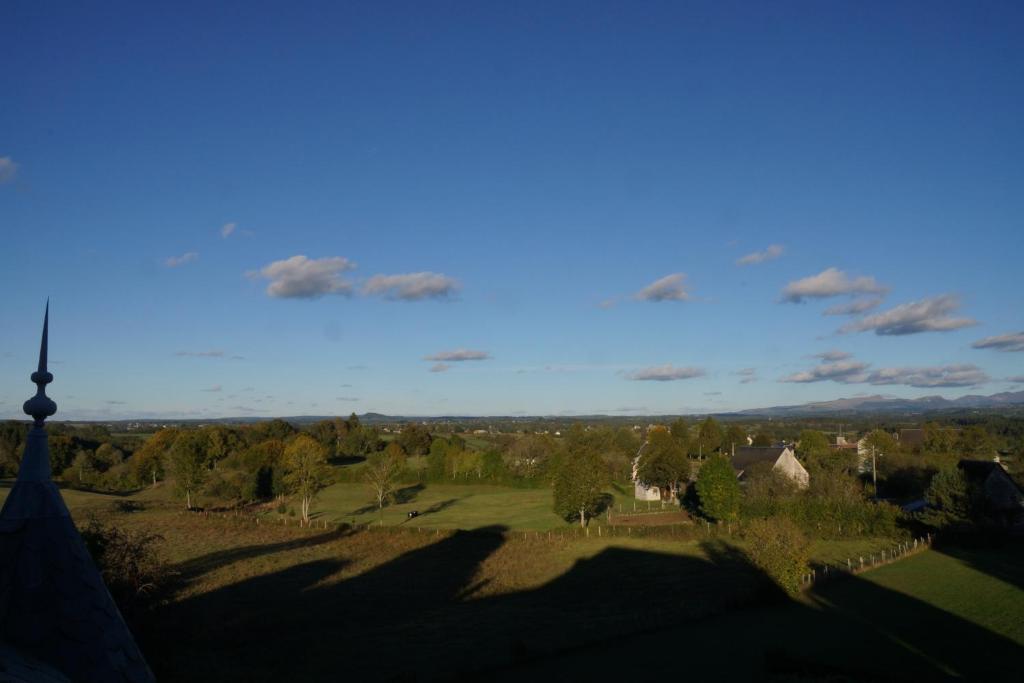 Chateau De Savennes - Caveau De Sabrage Luaran gambar