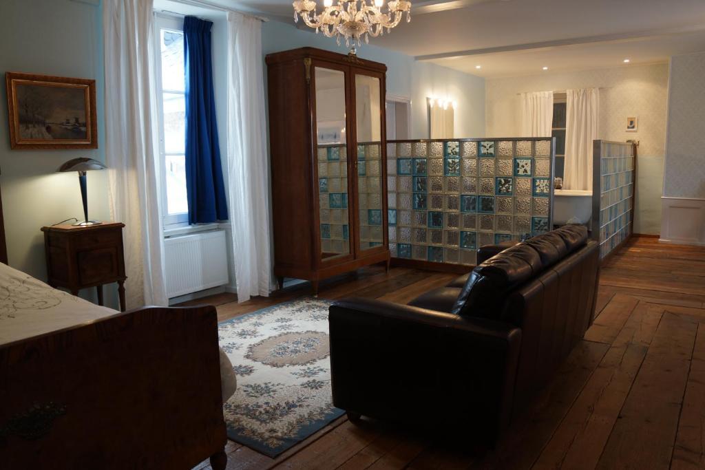 Chateau De Savennes - Caveau De Sabrage Bilik gambar