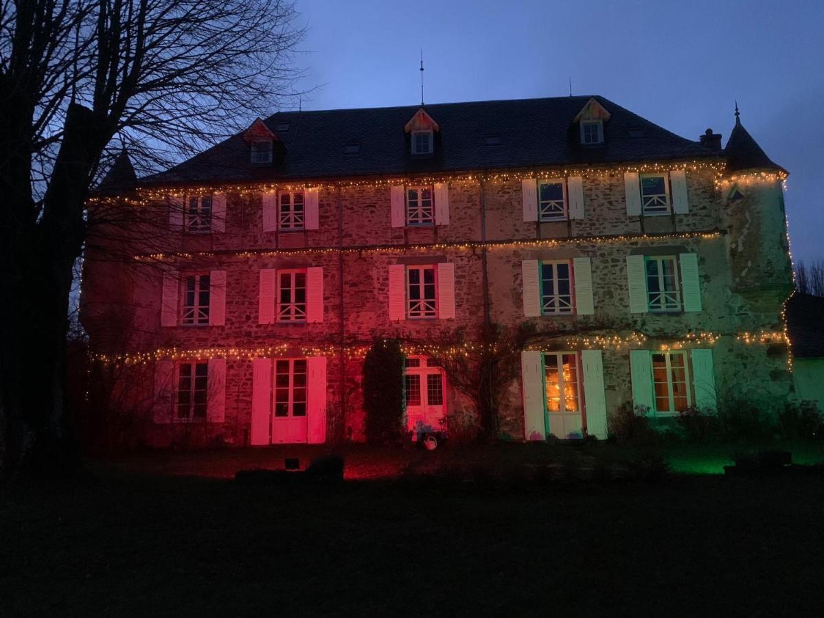Chateau De Savennes - Caveau De Sabrage Luaran gambar